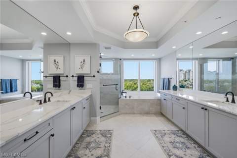 13665 Vanderbilt Dr 501, Naples FL - photo 16 of 30