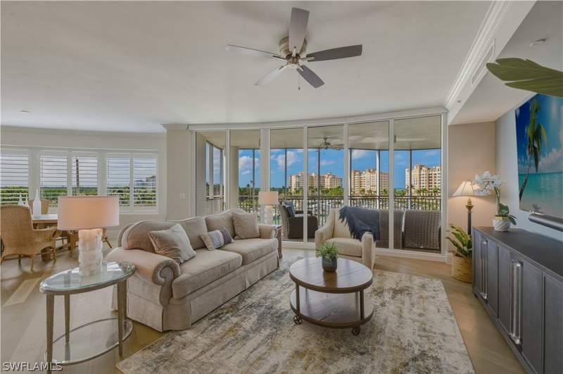 3 bedroom Condominium at 13665 Vanderbilt Dr 501, Aqua, Naples — photo 2