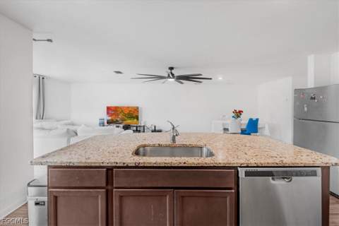 828 Youngreen Dr, Fort Myers FL - photo 11 of 41