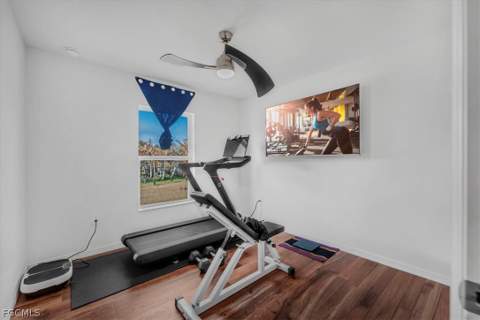 828 Youngreen Dr, Fort Myers FL - photo 23 of 41