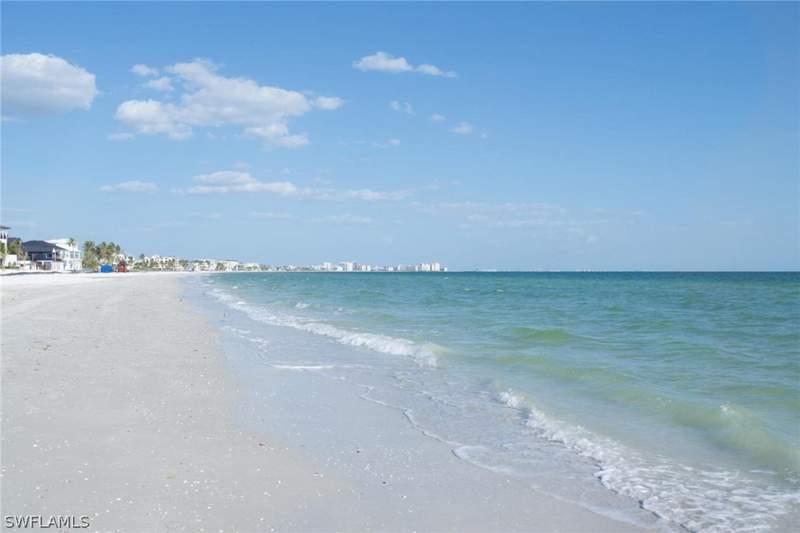 3 bedroom SingleFamilyResidence at 170 Washington Ave, Lynns Highland Park, Fort Myers Beach — photo 3