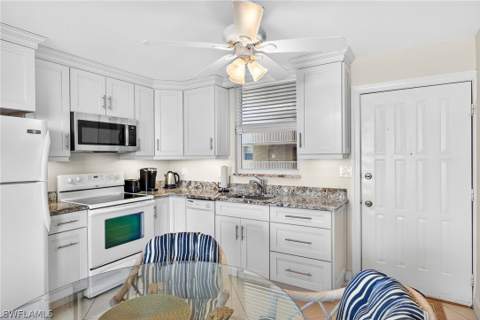 5900 Bonita Beach Rd 1402, Bonita Springs FL - photo 19 of 33