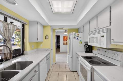 2314 SE 13th St, Cape Coral FL - photo 12 of 33