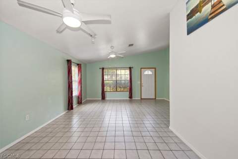 509 Capitol St, North Fort Myers FL - photo 10 of 32