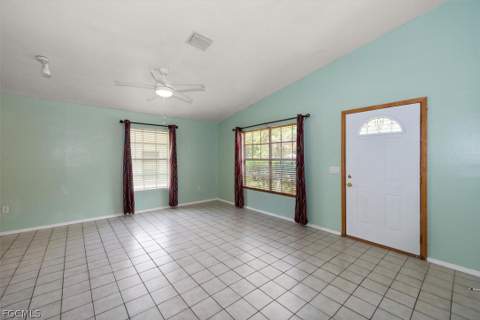 509 Capitol St, North Fort Myers FL - photo 12 of 32