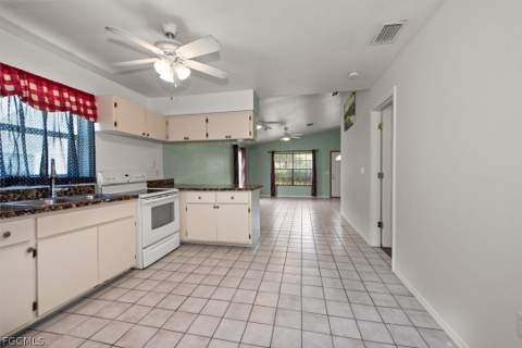 509 Capitol St, North Fort Myers FL - photo 13 of 32
