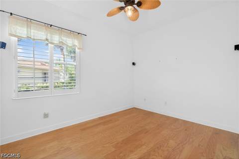 8923 Dartmoor Way, Fort Myers FL - photo 12 of 34