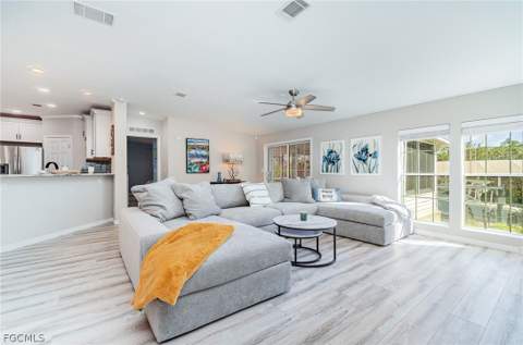 17561 Canal Cove Ct, Fort Myers Beach FL - photo 12 of 44