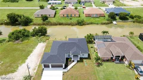 1306 NE 9th Ave, Cape Coral FL - photo 7 of 21