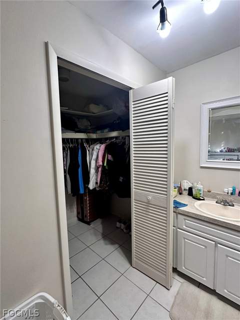 5917 Littlestone Ct 201, North Fort Myers FL - photo 14 of 32