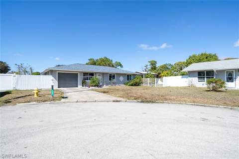 1701 Framingham Ct, Fort Myers FL - photo 21 of 31