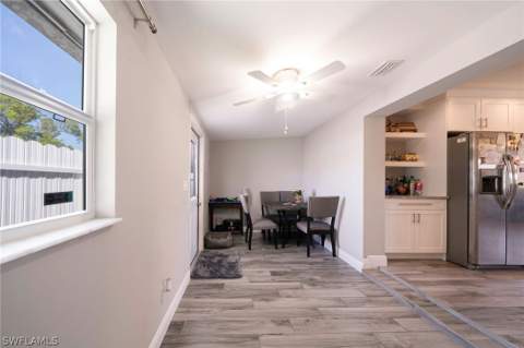 1701 Framingham Ct, Fort Myers FL - photo 8 of 31