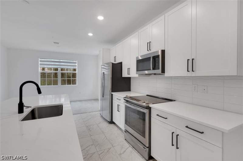2 bedroom Condominium at 26370 Coco Cay Cir 101, Villa Mar Bonita Beach, Bonita Springs — photo 4
