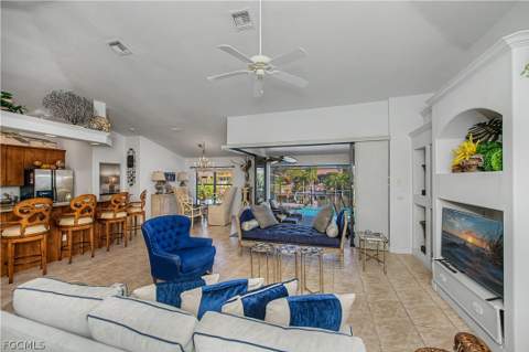 3229 SE 1st Ct, Cape Coral FL - photo 7 of 43