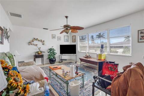5155 Sunnybrook Ct, Cape Coral FL - photo 6 of 47