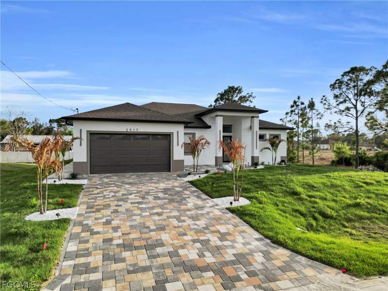 4 bedroom SingleFamilyResidence at 3917 33rd St SW, Lehigh Acres, Lehigh Acres — photo 2