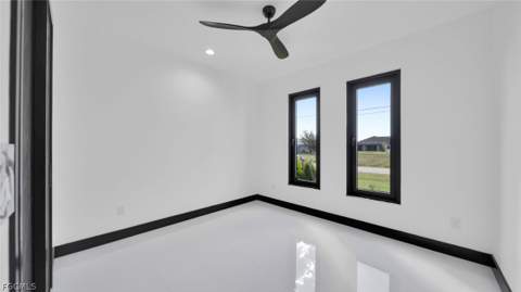 113 SW 37th Ave, Cape Coral FL - photo 24 of 33