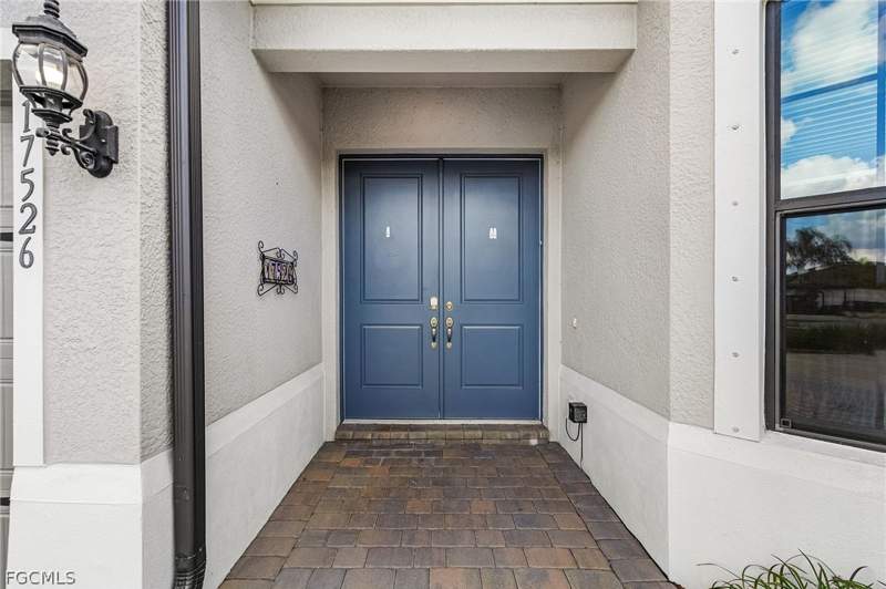 3 bedroom SingleFamilyResidence at 17526 Elkgrove Ln, The Place At Corkscrew, Estero — photo 4