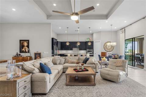 17526 Elkgrove Ln, Estero FL - photo 6 of 40