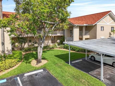 9627 Eaton Gardens Ln 105, Fort Myers FL - photo 9 of 45