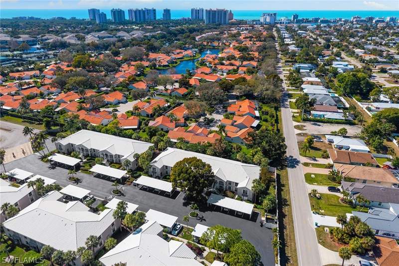 3 bedroom Condominium at 821 Gulf Pavilion Dr 106, Pavilion Club, Naples — photo 2