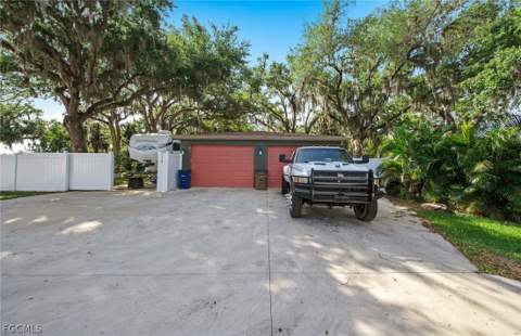 13782 River Forest Dr, Fort Myers FL - photo 20 of 21