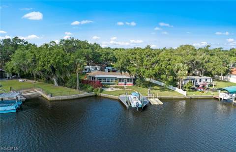 13782 River Forest Dr, Fort Myers FL - photo 6 of 21