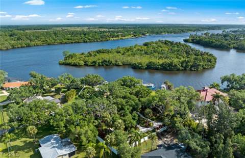 13782 River Forest Dr, Fort Myers FL - photo 8 of 21