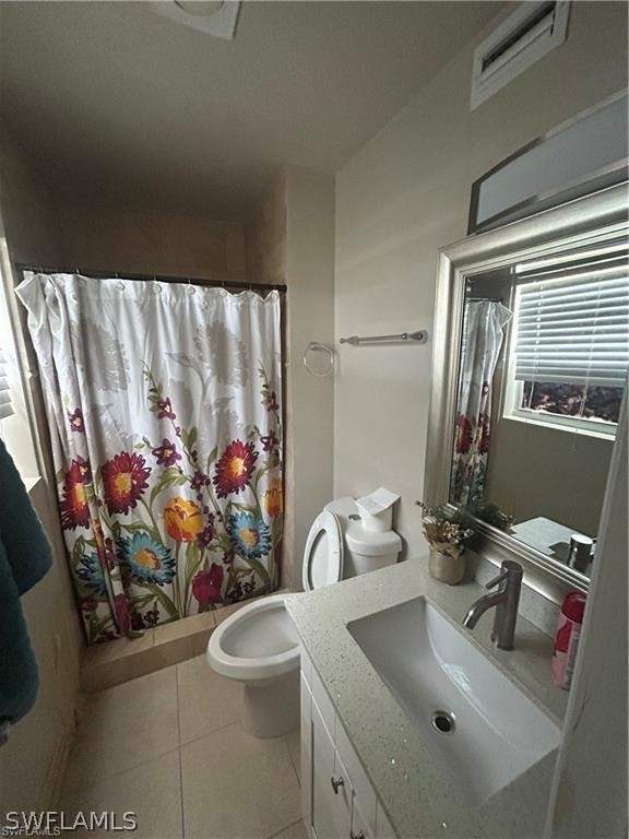 4 bedroom SingleFamilyResidence at 4920 Cortez Cir, Naples South, Naples — photo 4