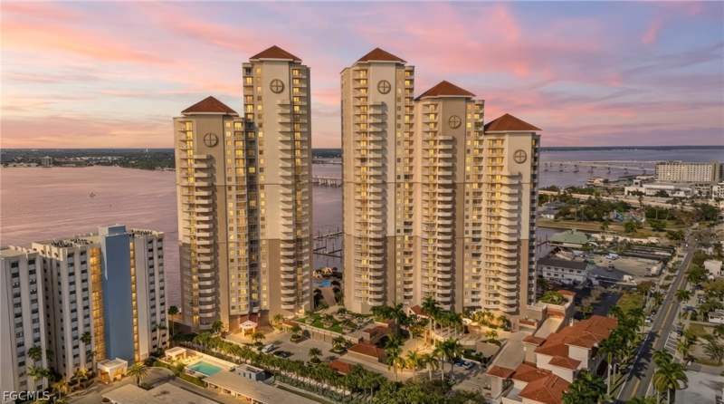 3 bedroom Condominium at 2090 W 1st St 1206, High Point Place, Fort Myers — photo 3