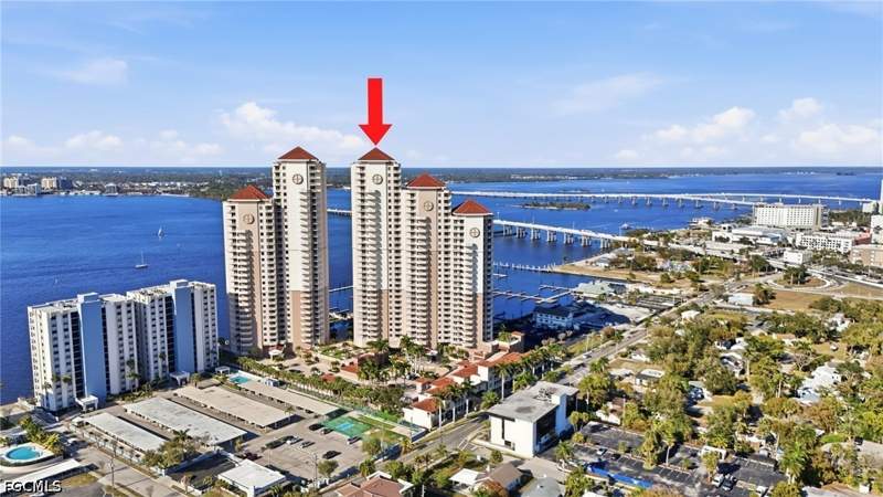 3 bedroom Condominium at 2090 W 1st St 1206, High Point Place, Fort Myers — photo 4