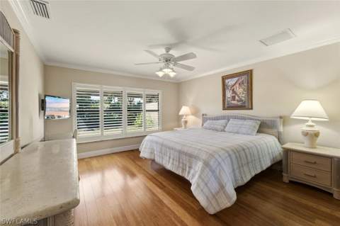 738 Reef Point Cir, Naples FL - photo 7 of 37