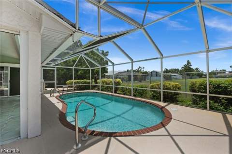7305 Constitution Cir, Fort Myers FL - photo 22 of 47