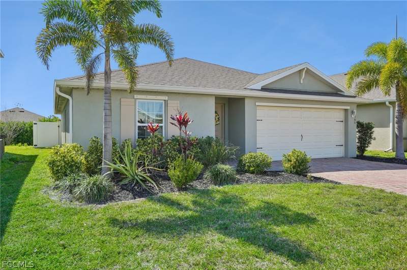 4 bedroom SingleFamilyResidence at 3306 Acapulco Cir, Entrada, Cape Coral — photo 3