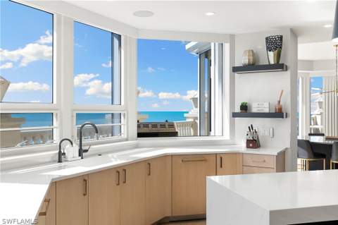 4021 Gulf Shore Blvd N 11, Naples FL - photo 16 of 49