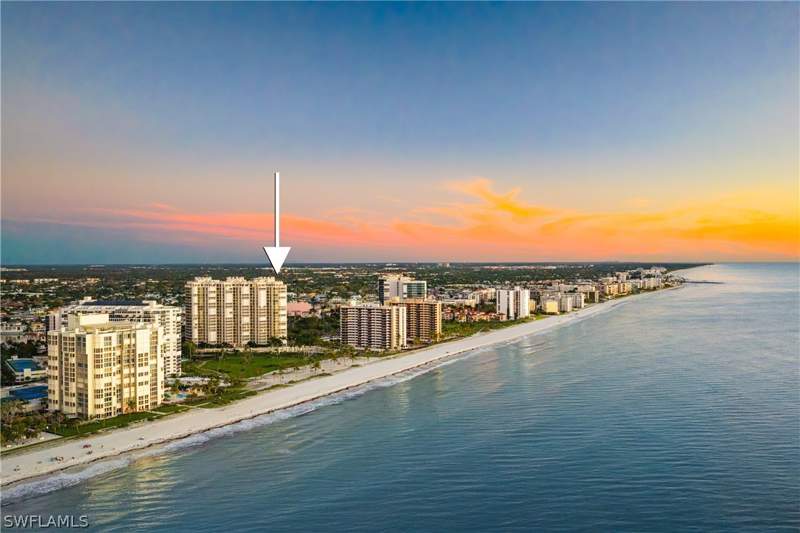 6 bedroom Condominium at 4021 Gulf Shore Blvd N 11, Brittany, Naples — photo 2