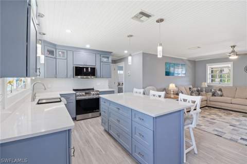 2740 Sanibel Blvd, St James City FL - photo 20 of 50