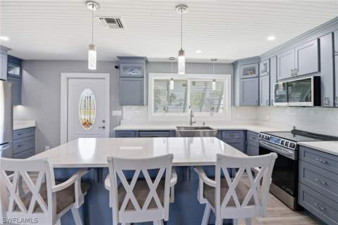 2740 Sanibel Blvd, St James City FL - photo 22 of 50