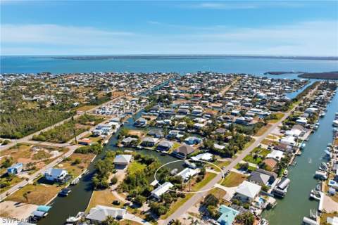 2740 Sanibel Blvd, St James City FL - photo 6 of 50