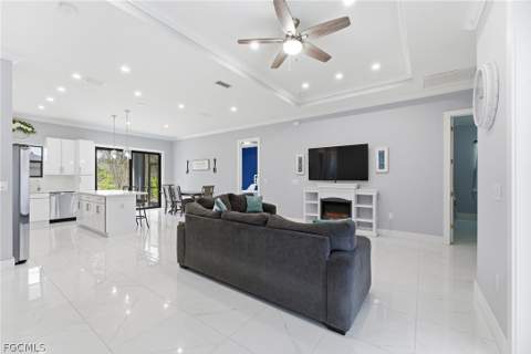 816 Bell Blvd S, Lehigh Acres FL - photo 13 of 32