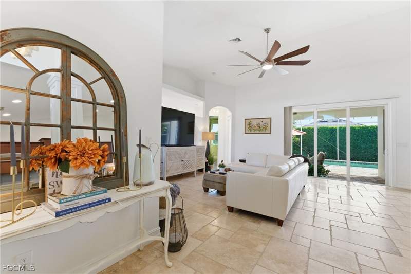 3 bedroom SingleFamilyResidence at 3905 Agualinda Blvd, Cape Coral, Cape Coral — photo 5