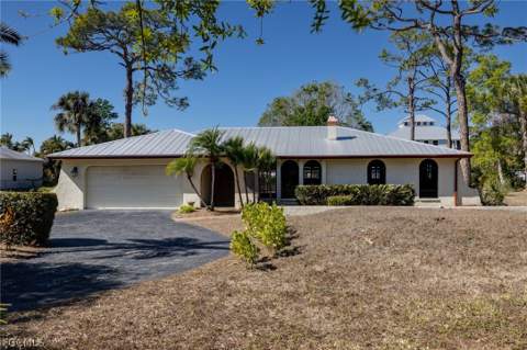 3739 Liberty Sq, Fort Myers FL - photo 8 of 29