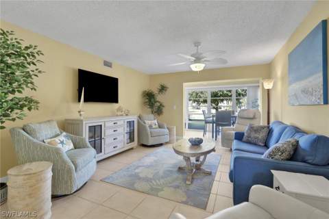 315 Saint Andrews Blvd C5, Naples FL - photo 11 of 40