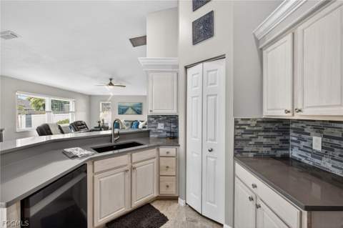 2506 SW 38th St, Cape Coral FL - photo 12 of 37