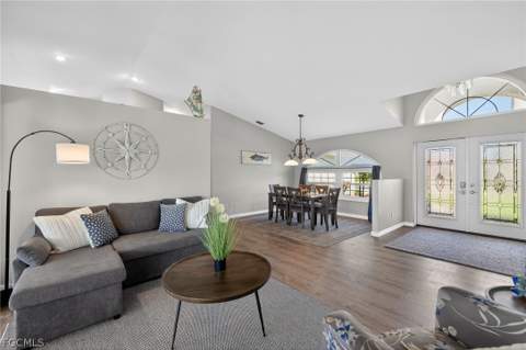 2506 SW 38th St, Cape Coral FL - photo 8 of 37