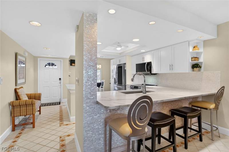 2 bedroom Condominium at 12191 Kelly Sands Way 1504, Manor, Fort Myers — photo 3