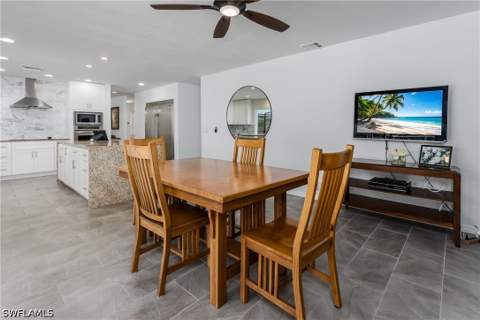 661 E Valley Dr, Bonita Springs FL - photo 11 of 43