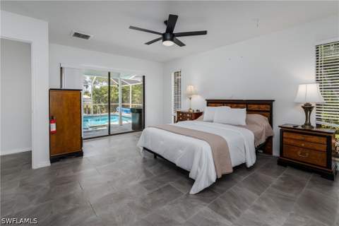 661 E Valley Dr, Bonita Springs FL - photo 15 of 43