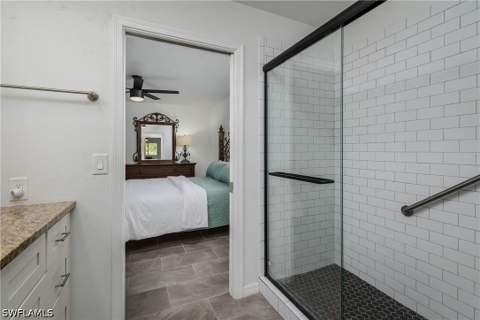 661 E Valley Dr, Bonita Springs FL - photo 23 of 43