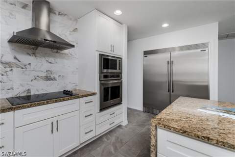 661 E Valley Dr, Bonita Springs FL - photo 8 of 43